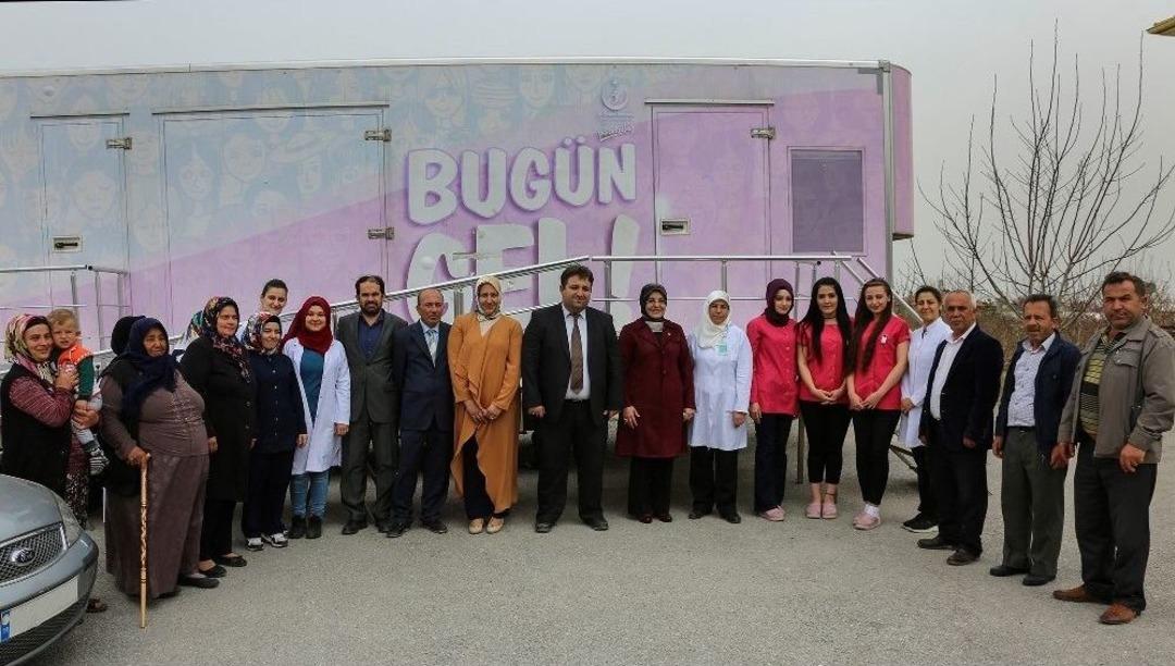 Meram&rsquo;da &lsquo;pembe Tırla&rsquo; Kanser Taraması