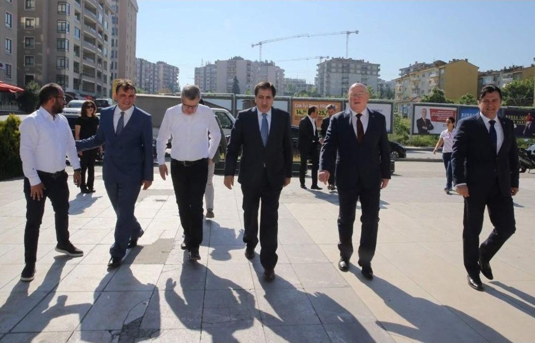 Bursa Valisi İzzettin K&uuml;&ccedil;&uuml;k: "bursa Se&ccedil;ime Hazır"