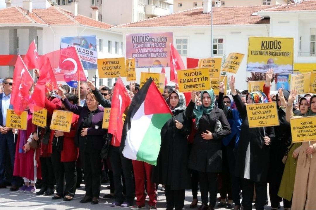Yozgat&rsquo;ta, İsrail Ve Abd Protesto Edildi