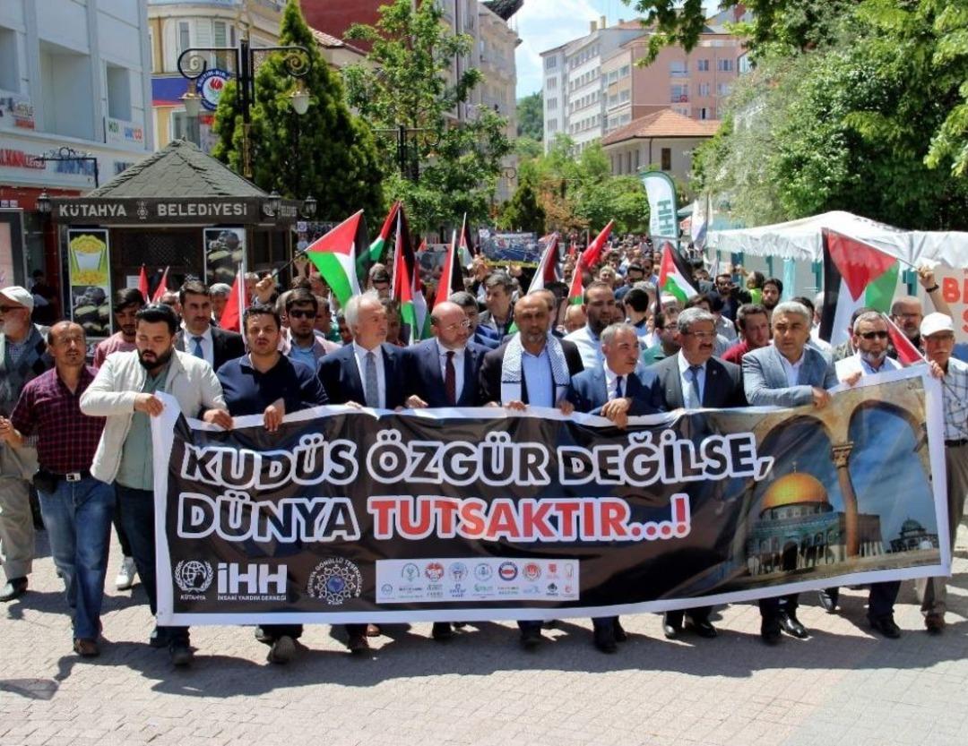 K&uuml;tahya&rsquo;da Filistinli Şehitler İ&ccedil;in Gıyabi Cenaze Namazı Kılındı