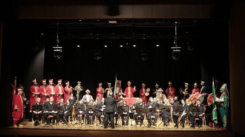 Mehter Ve Bando Takımından Evrensel Konser