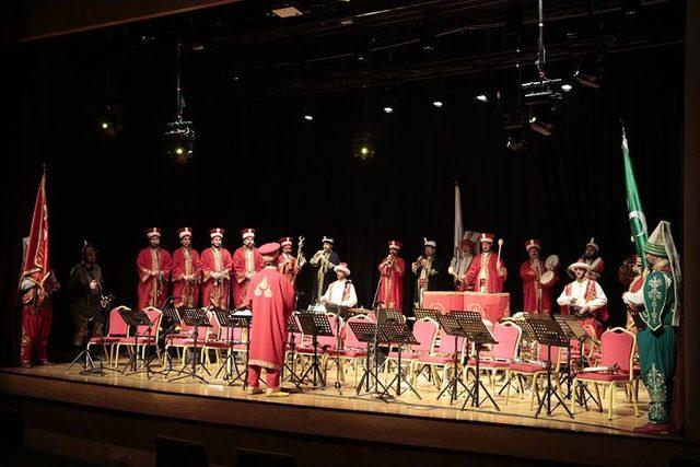 Mehter Ve Bando Takımından Evrensel Konser