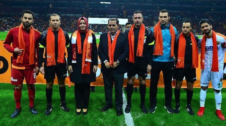 25 Kasım Kadına Y&ouml;nelik Şiddete Karşı M&uuml;cadele G&uuml;n&uuml; Unutulmadı