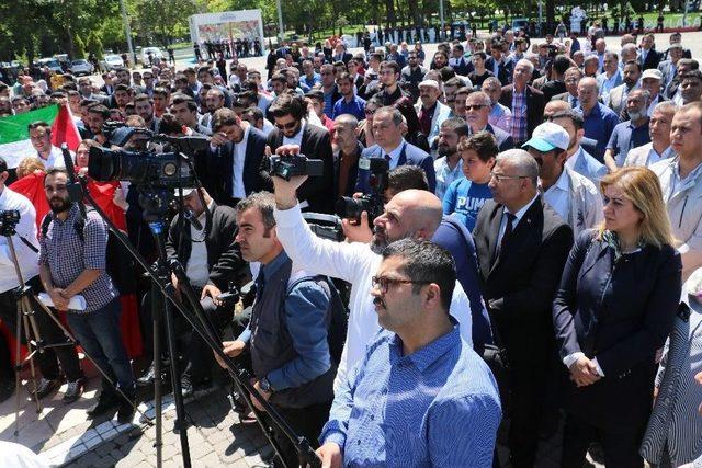 Gaziantep’te, Şehit Düşen Filistinliler İçin Dua Edildi