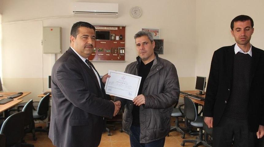 Siverek&rsquo;te G&ouml;rme Engellilere Bilgisayar Kursu