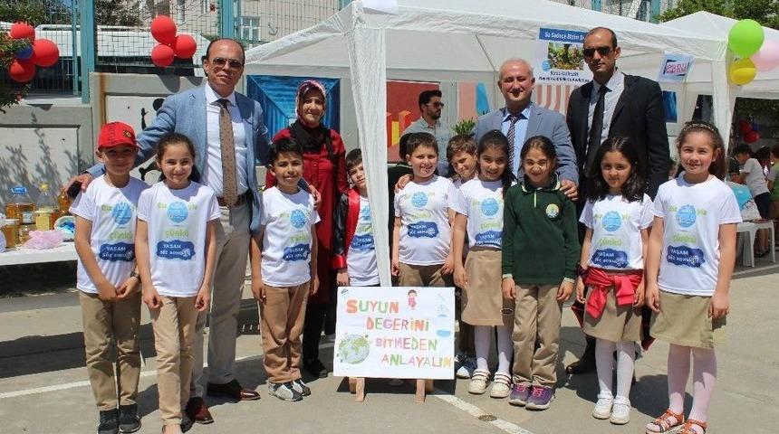 &Ouml;ğrenciler Suyun &Ouml;nemine Dikkat &Ccedil;ekti