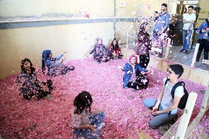 Sdü’lü Kaşiflerin Son Durağı Gül Bahçeleri Oldu G2