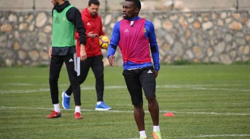 Azubuike: &ldquo;s&uuml;per Lig&rsquo;de Kalacağız&rdquo;