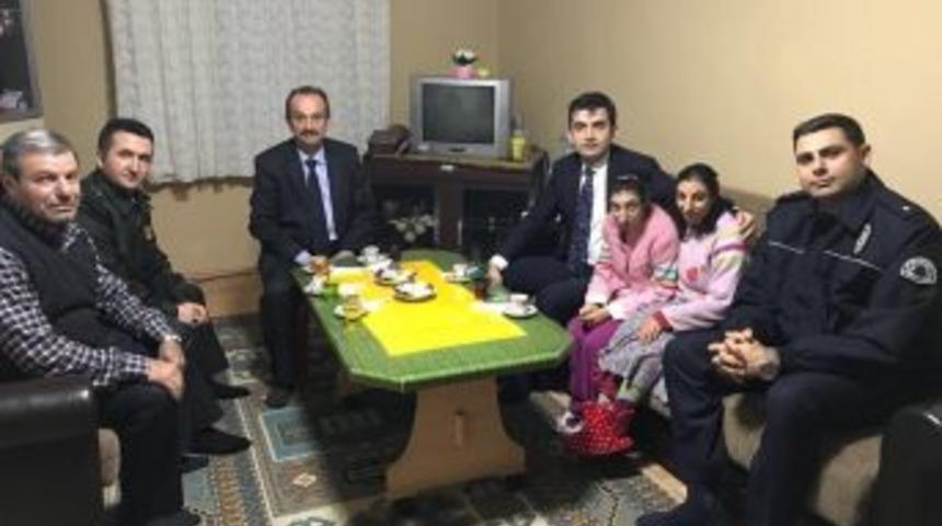 Kaymakam &Ccedil;ift&ccedil;i&rsquo;den Anlamlı Ziyaret