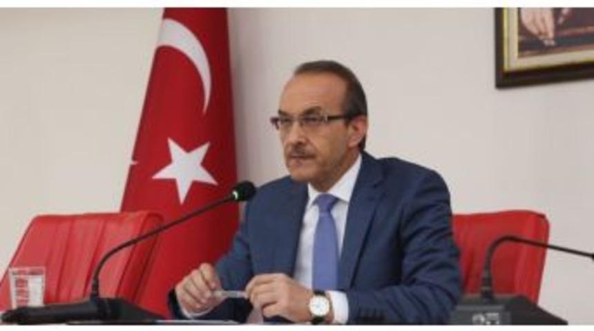 Validen İsrail’e Kınama