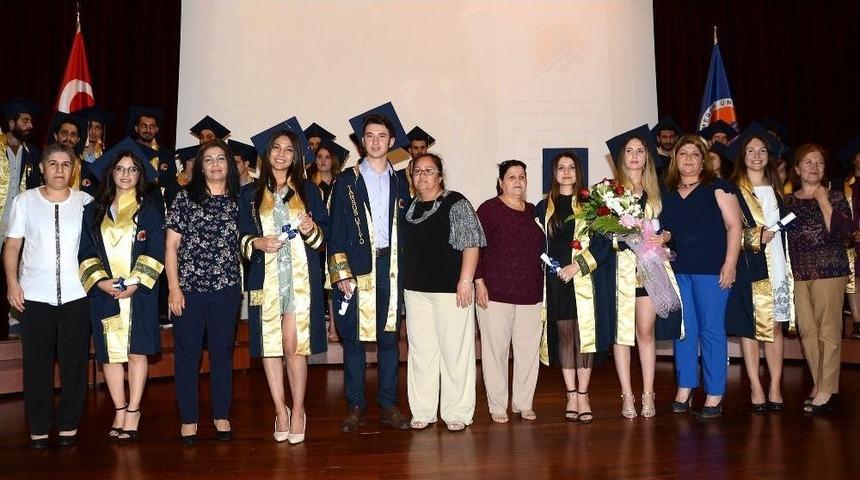 Tarsus Ve Mut’ta Mezuniyet Çoşkusu