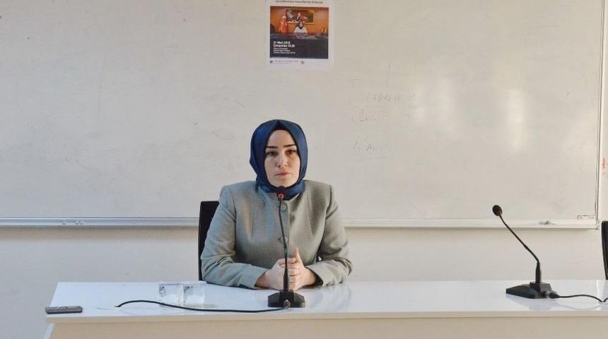 Kadın Kaymakam, Üniversitelilere Mesleğini Anlattı