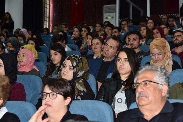 Alkü’de “dünya’da Değer Merkezli Öğretmenlik” Konferansı