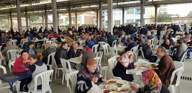 Nazilli Demirciler Geleneksel Hayır Yemeğinde Bir Araya Geldi