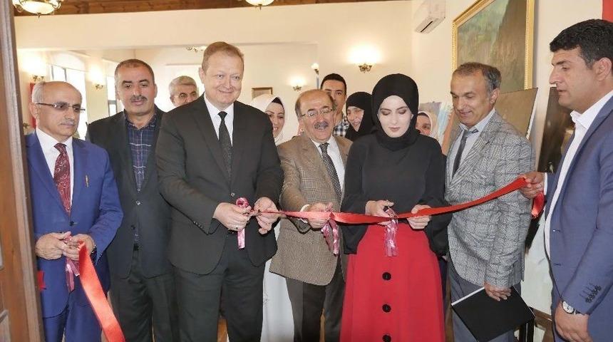 “engellere Rağmen Başarmak” Adlı Sergi Açıldı