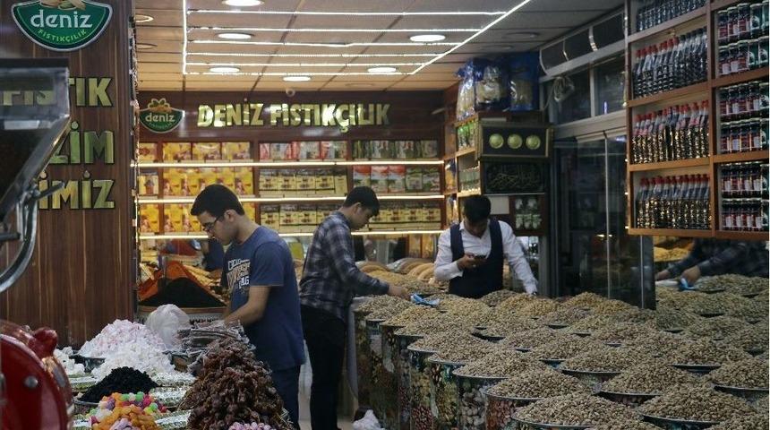 Antep Fıstığının Fiyatı Arttı, Satış Azaldı