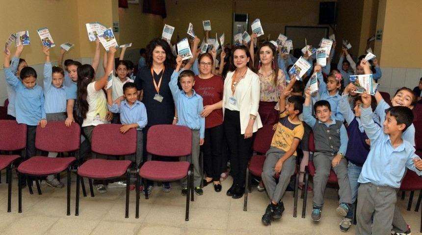 Mersin&rsquo;de Yaşlılarla İletişim Ve Fizik Tedavi Eğitimi