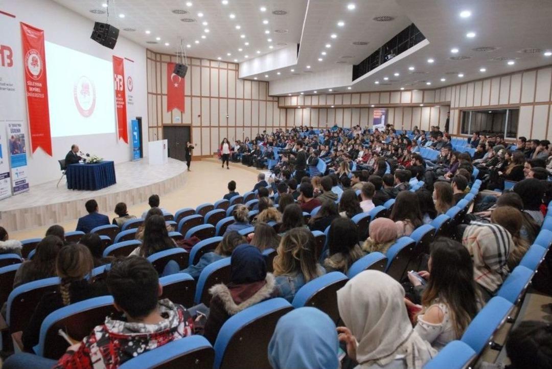 Vali G&uuml;naydın &lsquo;kariyer Zirvesi&rsquo;ne Katıldı