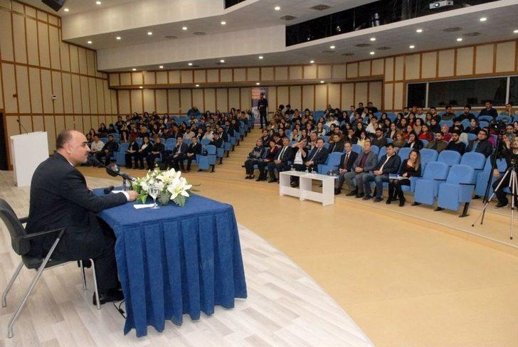 Vali Günaydın ‘kariyer Zirvesi’ne Katıldı G4