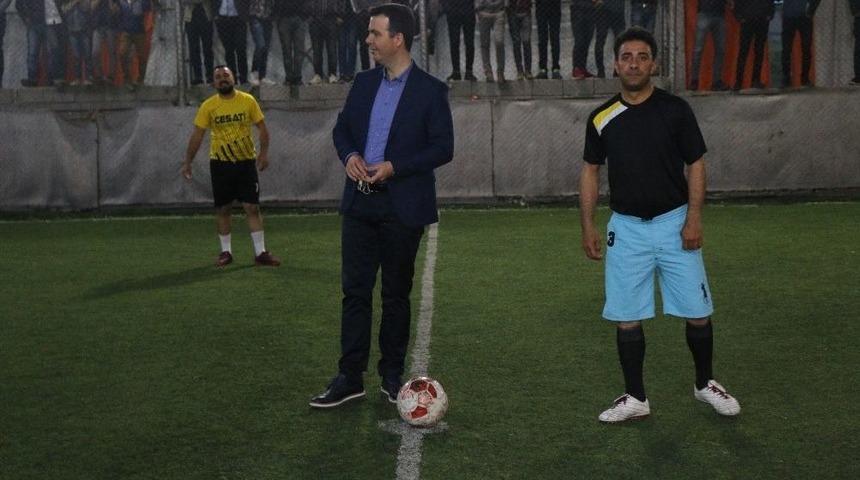 &Ouml;zalp Belediyesi Halı Saha Turnuvası Sona Erdi