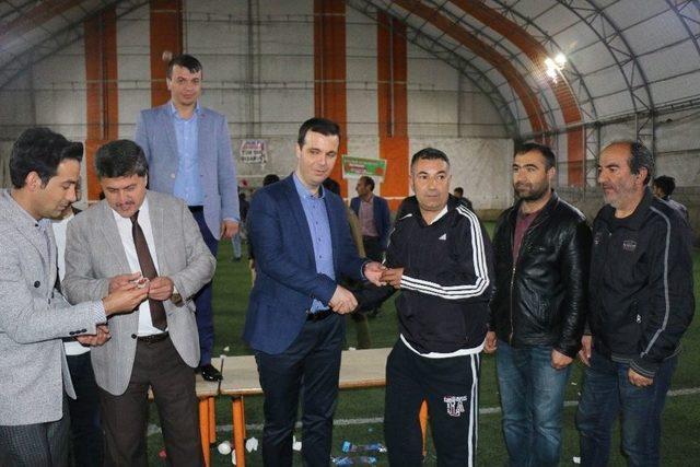 Özalp Belediyesi Halı Saha Turnuvası Sona Erdi