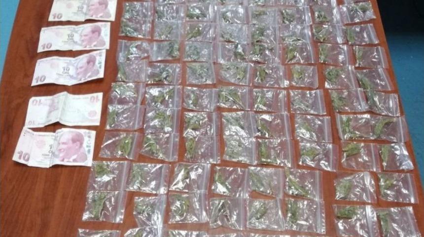 İ&ccedil; &Ccedil;amaşırından 134 Paket Esrar &Ccedil;ıktı