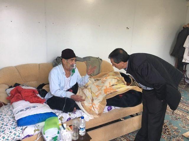 Vali Kalkancı Depremzedelerin Sorunlarını Dinledi 1