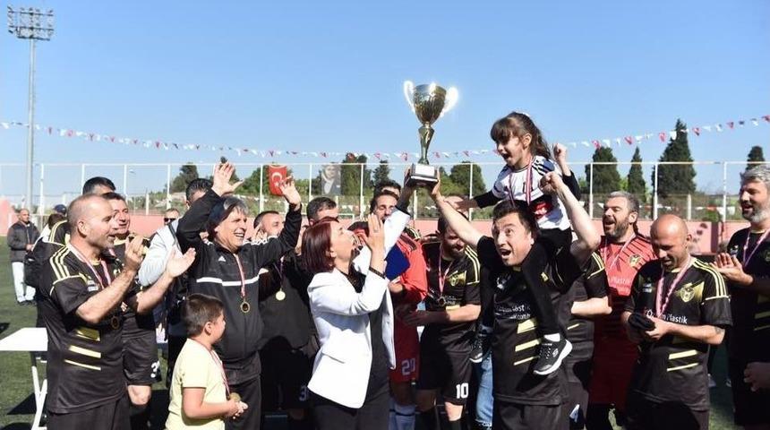 Atat&uuml;rk Kupası Veteranlar Turnuvası&rsquo;nda Final Heyecanı