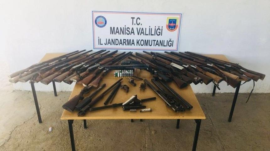 22 Adet Av T&uuml;feğiyle Birlikte Yakalandı