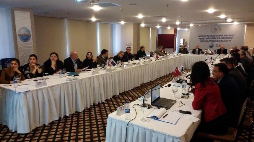 Hasan Akgün: “büyükşehir Yasası Sil Baştan Ele Alınmalıdır”