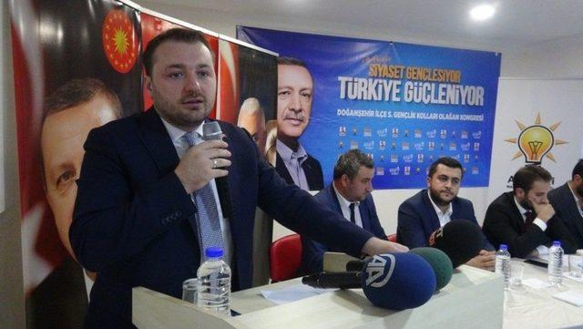 Ak Parti Doğanşehir Gençlik Kolları Başkanı Karabıyık Oldu