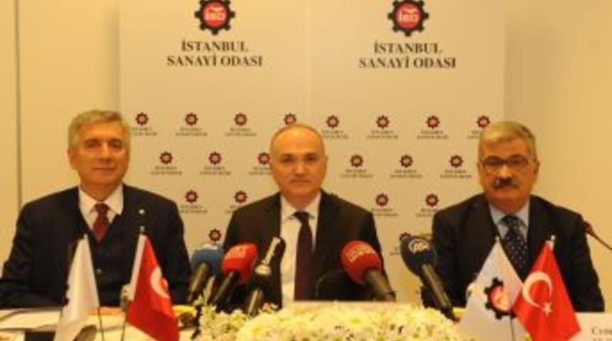 Bakan &Ouml;zl&uuml;: "t&uuml;rkiye&rsquo;de &Uuml;retilen Ara&ccedil;lardaki Yerlilik Oranını Artırmamız Gerekiyor"