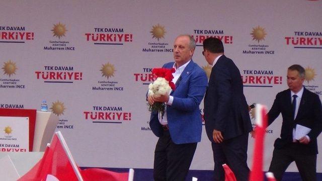 Chp&rsquo;nin Cumhurbaşkanı Adayı Muharrem İnce Medyaya Y&uuml;klendi 2