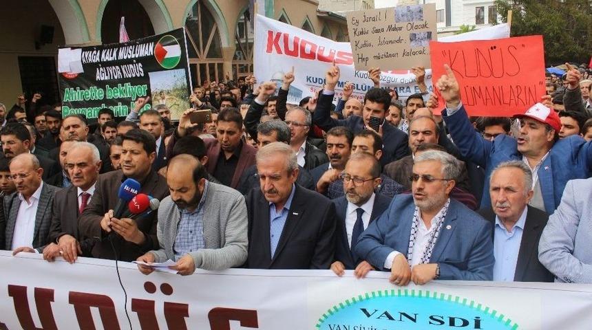 Van Sdi&rsquo;den İsrail Ve Amerika&rsquo;ya Lanet