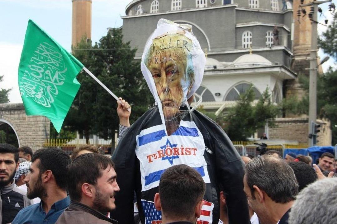 Diyarbakır&rsquo;da Kud&uuml;s Protestosu