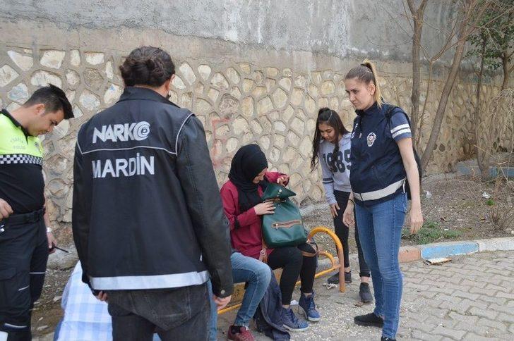 Mardin Polisinden Çocukları Koruyan Uygulama G1