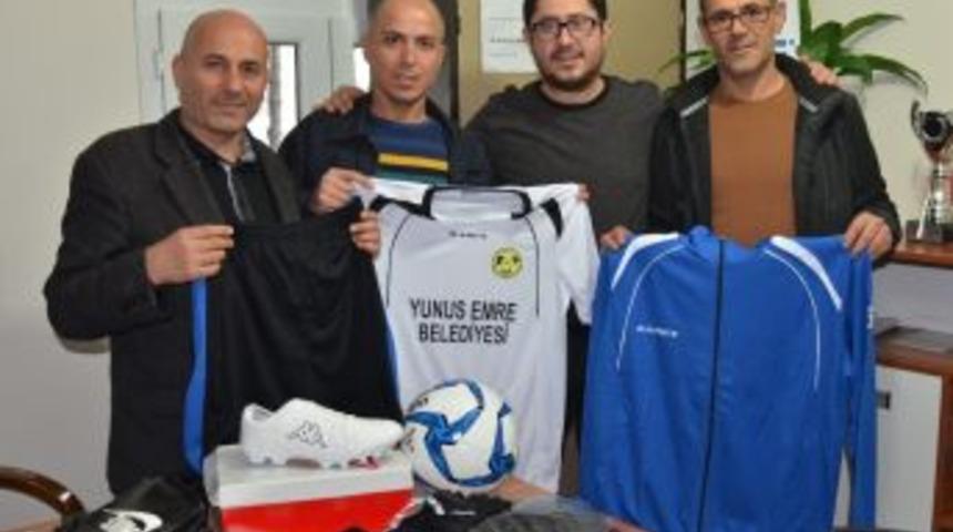 Yunusemre&rsquo;den Sağır Dilsizleri Koruma Derneği&rsquo;ne Destek