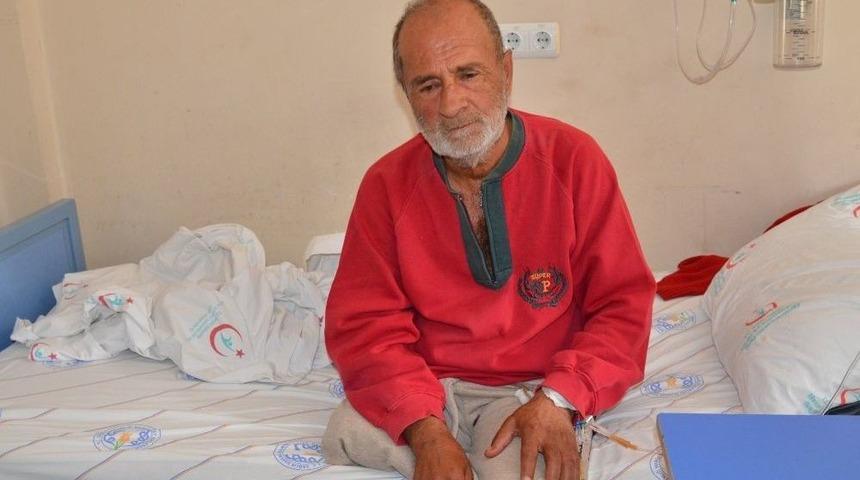 Yunusemre Belediyesi Engelli Ve Yaşlı Adama Sahip Çıktı