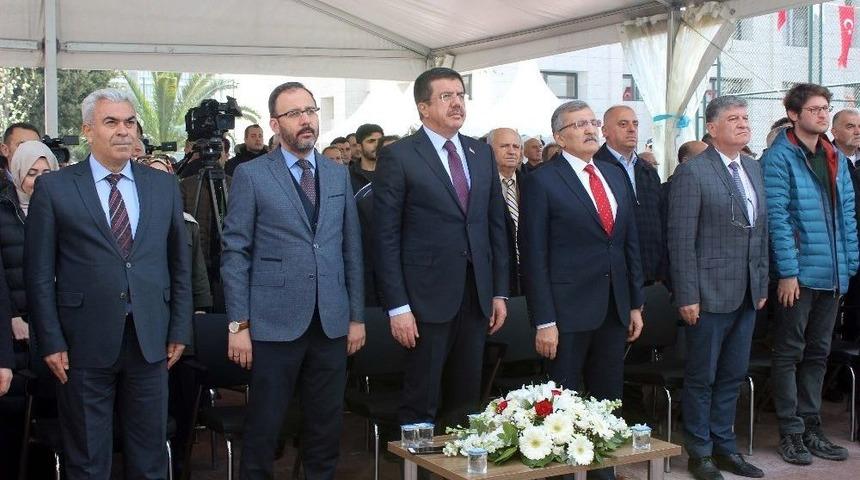 Ekonomi Bakanı Nihat Zeybekci: "spek&uuml;lat&ouml;rler T&uuml;rkiye&rsquo;yi Kurla İlgili Etkilemeye &Ccedil;alışıyor"