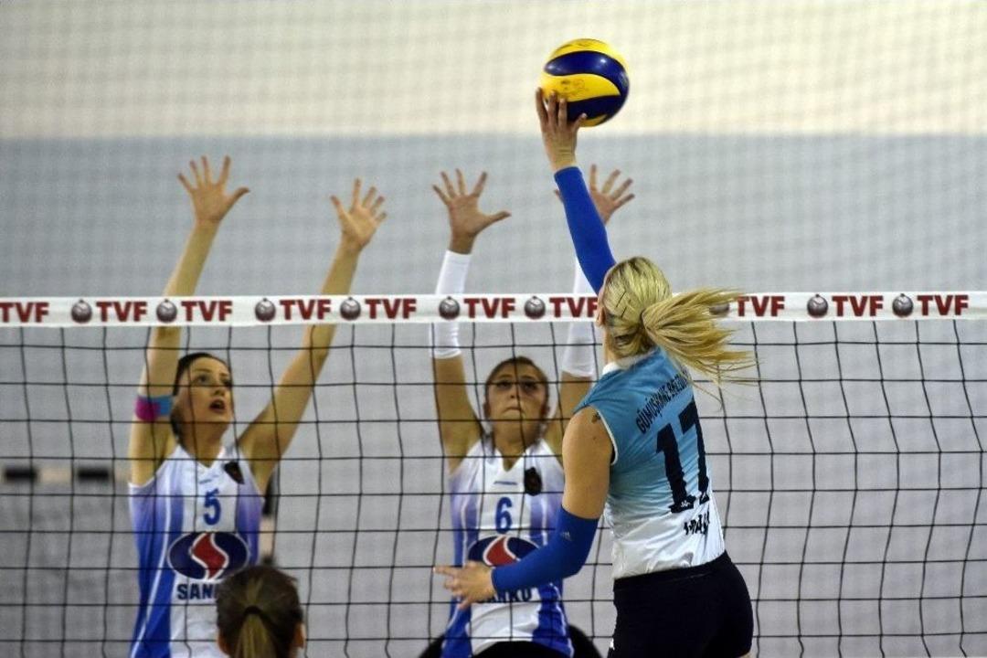 Kadınlar Voleybol 1. Ligi: G&uuml;m&uuml;şhane Belediyesi Gen&ccedil;lerbirliği: 3 - Bartın Polisg&uuml;c&uuml;: 0