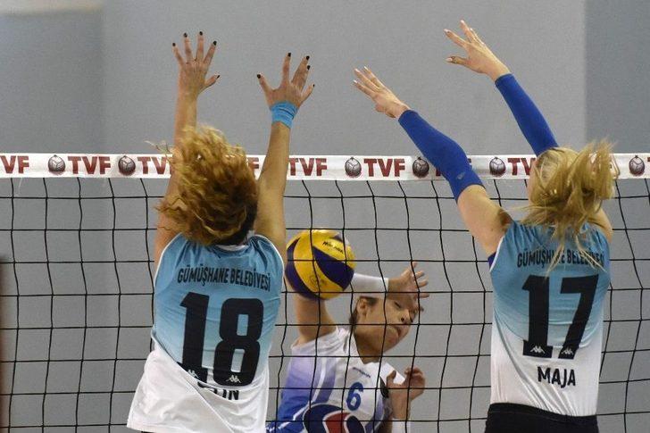 Kadınlar Voleybol 1. Ligi: Gümüşhane Belediyesi Gençlerbirliği: 3 - Bartın Polisgücü: 0 G1