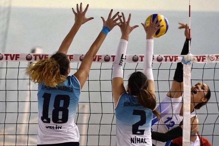 Kadınlar Voleybol 1. Ligi: Gümüşhane Belediyesi Gençlerbirliği: 3 - Bartın Polisgücü: 0 G4
