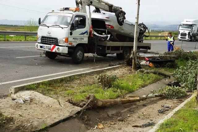 Üç Ağacı Devirdi, Araçtan Sağ Çıktı