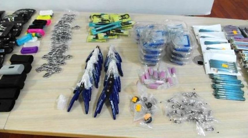 Ka&ccedil;ak Sigara &Uuml;retilen Ev Ve Kapıcı Dairesine Polis Baskını