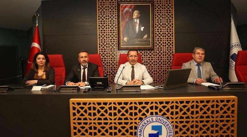 Pa&uuml; Senatosu İsrail&rsquo;in Yaptığı Katliamı Kınadı