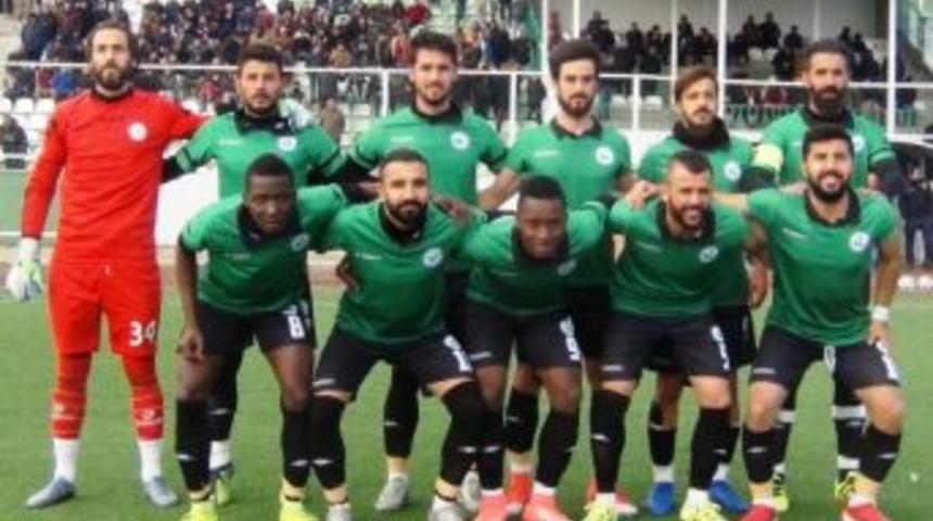 Bal: Erciş Gen&ccedil;lik Belediyespor: 2 - Siirt İl &Ouml;zel İdarespor: 0