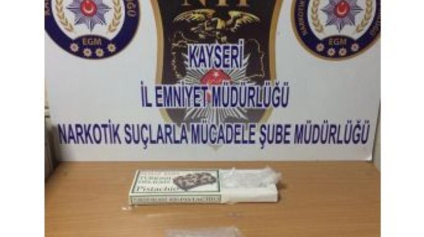 Kayseri Emniyeti&rsquo;nden 3 Ayrı Uyuşturucu Operasyonu: 7 G&ouml;zaltı