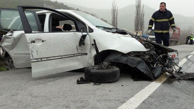 Zonguldak’ta Araç Takla Attı: 4 Yaralı