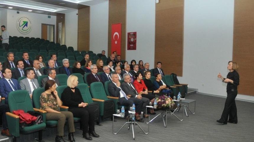 Kamu G&ouml;revlilerine "protokol Kuralları Eğitimi" Verildi