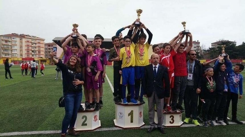 Okullar Arası Atletizm İl Birinciliği M&uuml;sabakaları Sona Erdi